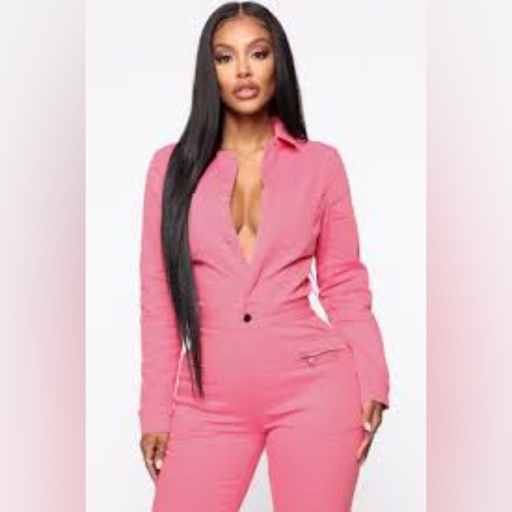 Fashion Nova Give Me More Utility *Barbiecore* Jumpsuit (S) 💕